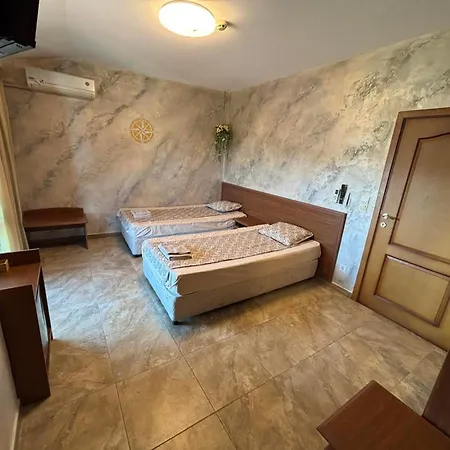за гости в - 2 Apartment Sosopol